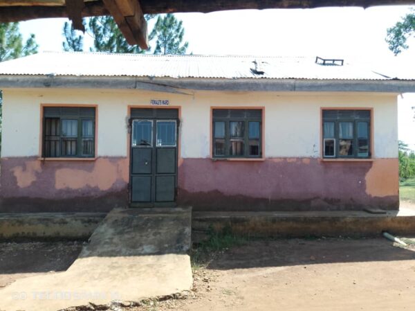 50 ACRES OF LAND WITH A SCHOOL AND HOSPITAL IN KYENJOJO. - Image 7