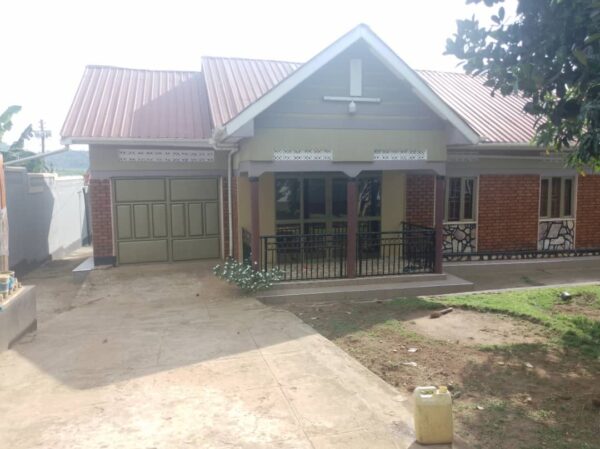 TITLED LAND WITH A HOUSE AT NAMATABA